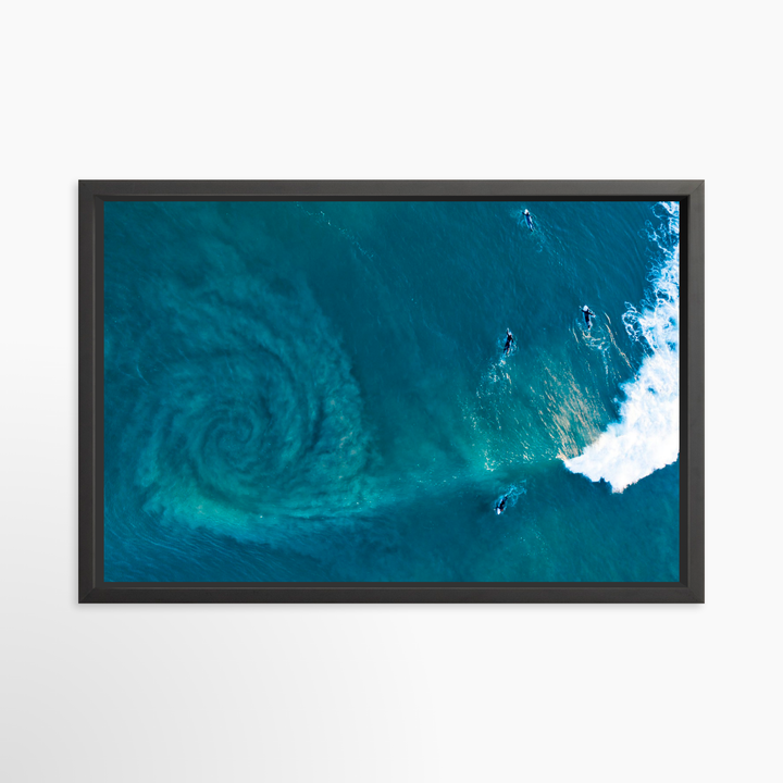 V- 39x26 / Black / Full Bleed