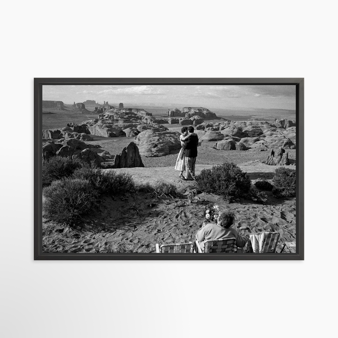 VI - 51x34 / Black / Full Bleed