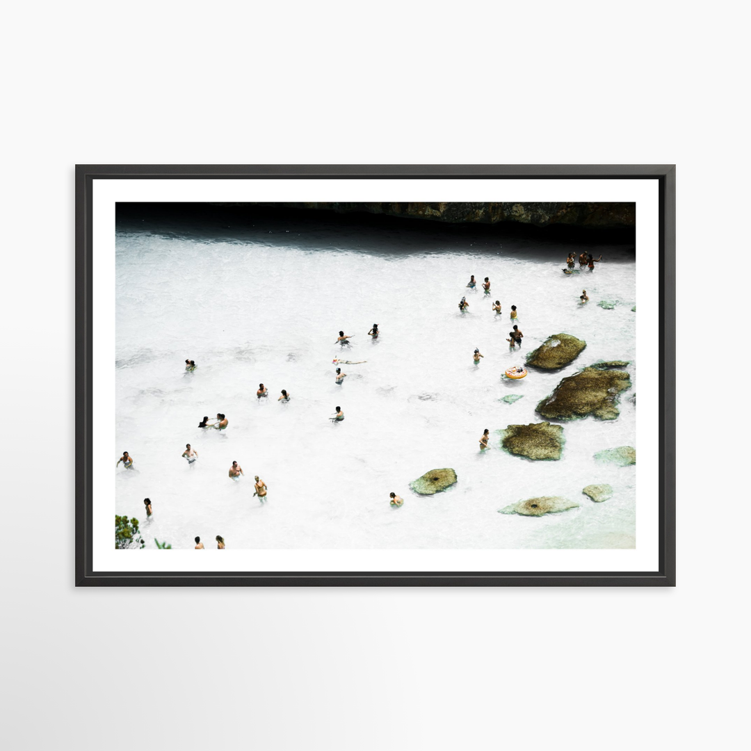 VI - 51x34 / Black / Matted