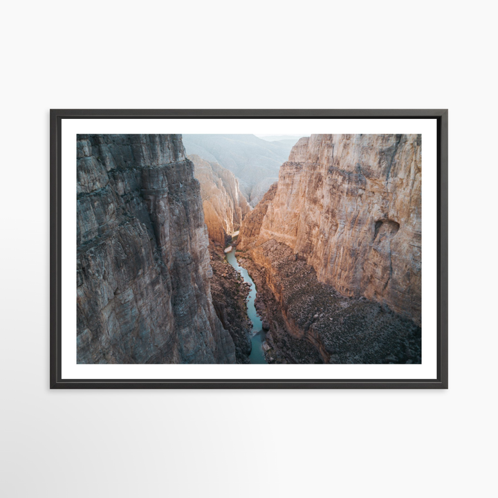 VI - 51x34 / Black / Matted