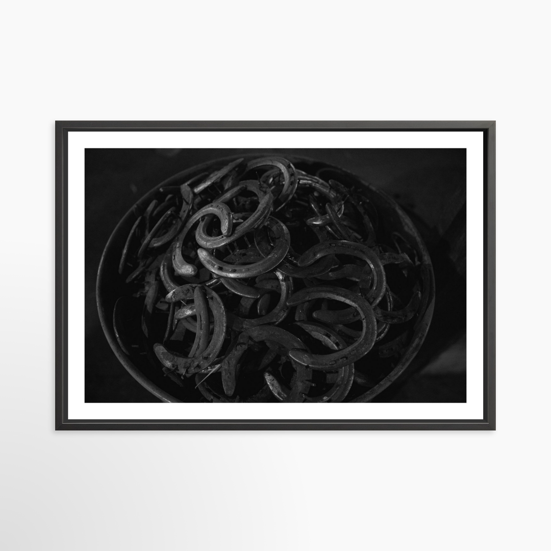 VI - 51x34 / Black / Matted