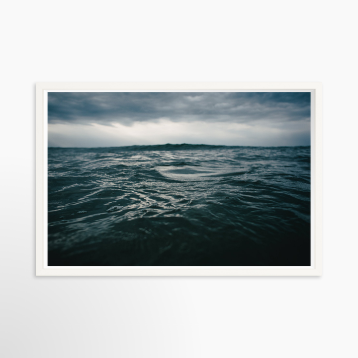 V- 39x26 / White / Full Bleed