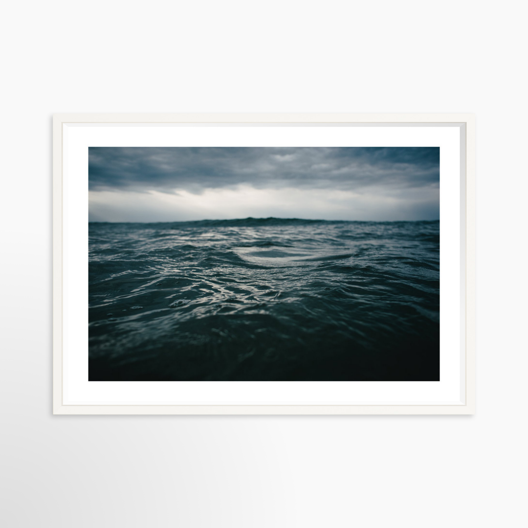 V- 39x26 / White / Matted