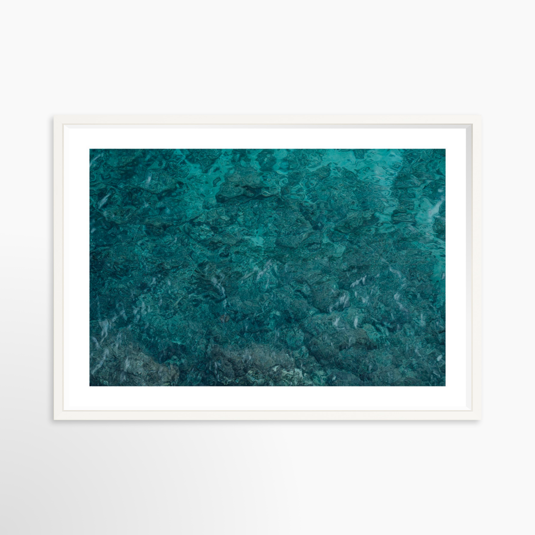 V- 39x26 / White / Matted