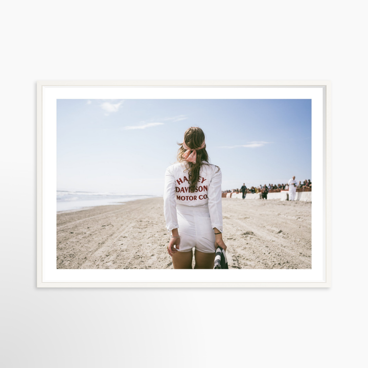 VI - 51x34 / White / Matted