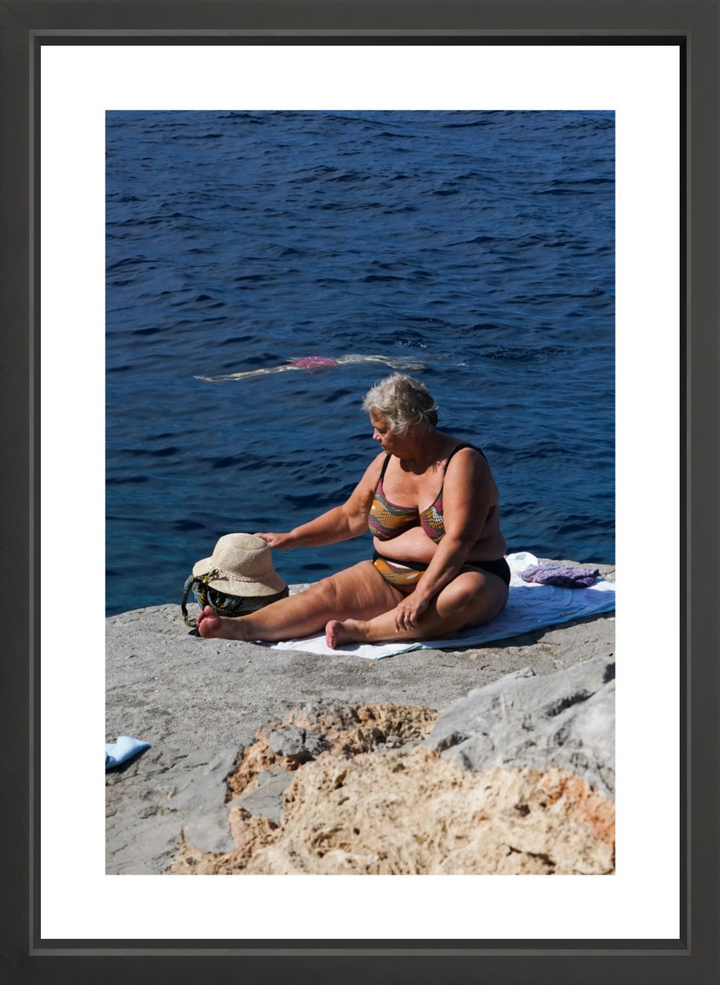 IV - 18x27 / Black / Matted