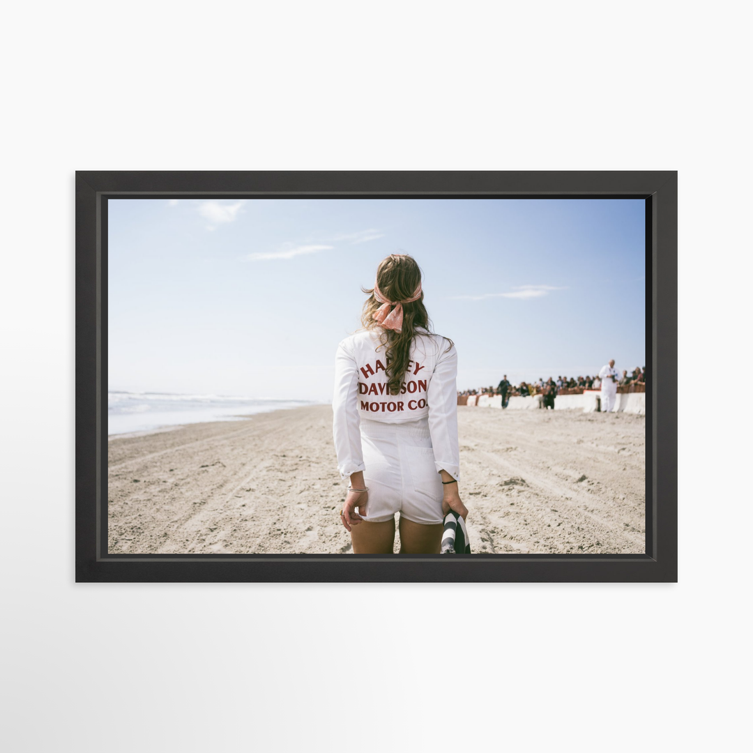 IV - 27x18 / Black / Full Bleed