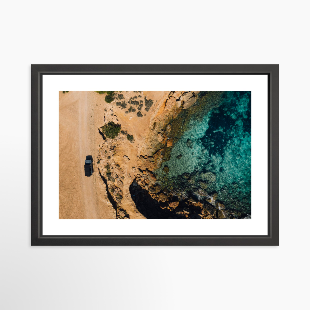 IV - 27x18 / Black / Matted
