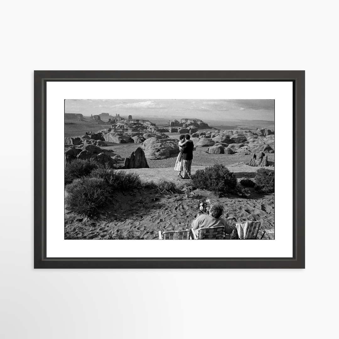 IV - 27x18 / Black / Matted