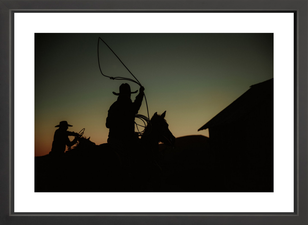 IV - 27x18 / Black / Matted