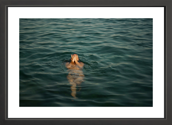 IV - 27x18 / Black / Matted