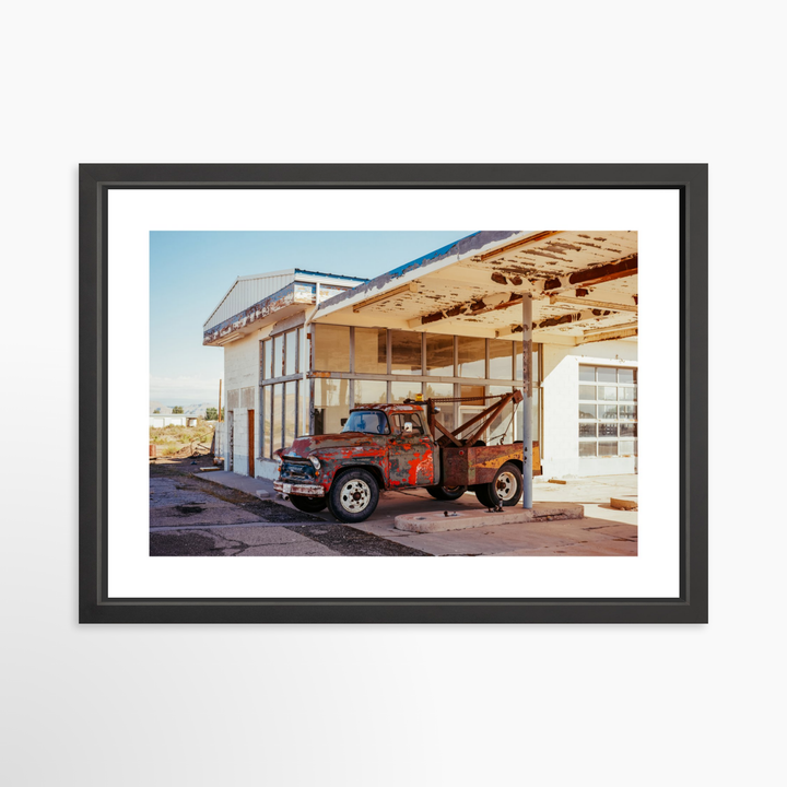 IV - 27x18 / Black / Matted