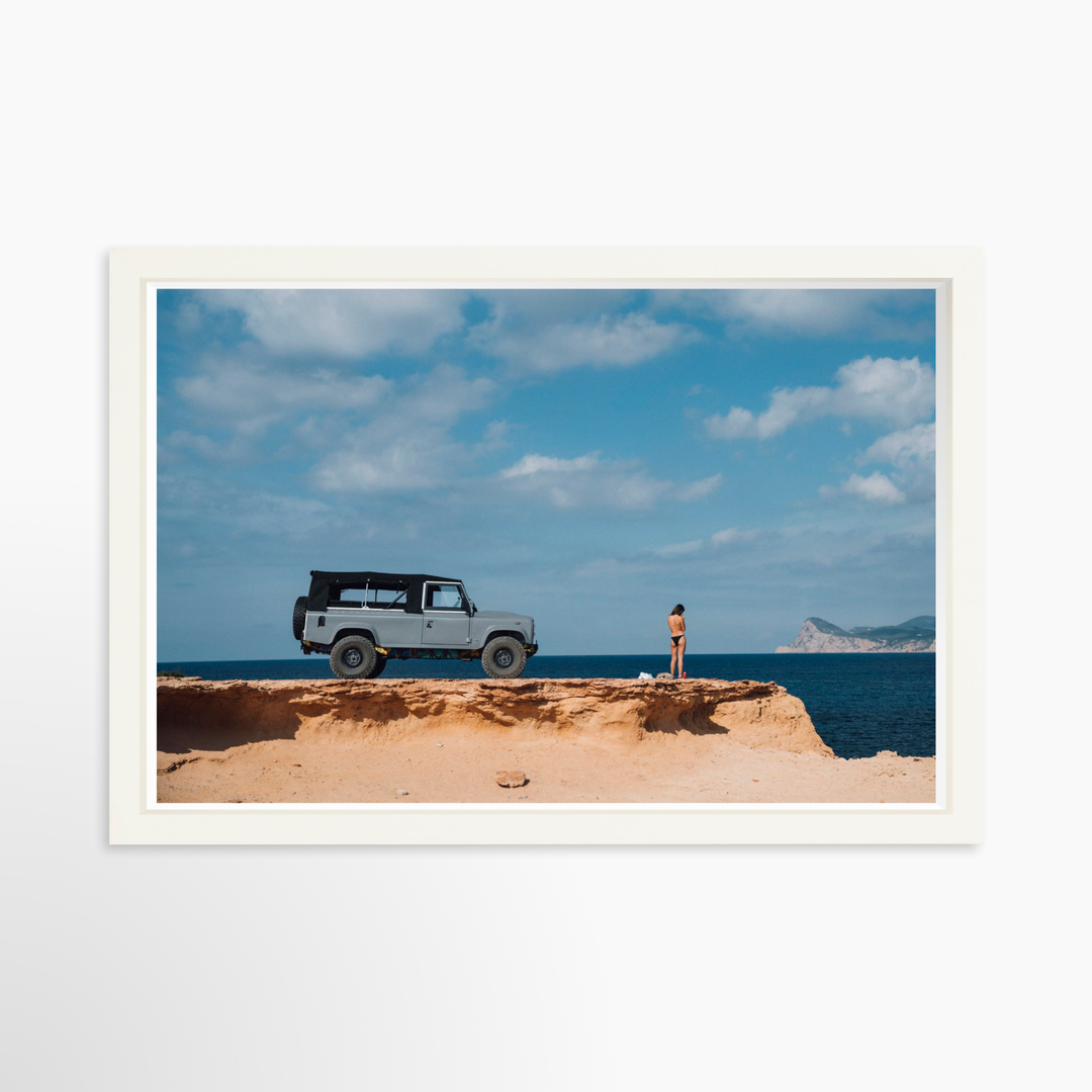 IV - 27x18 / White / Full Bleed