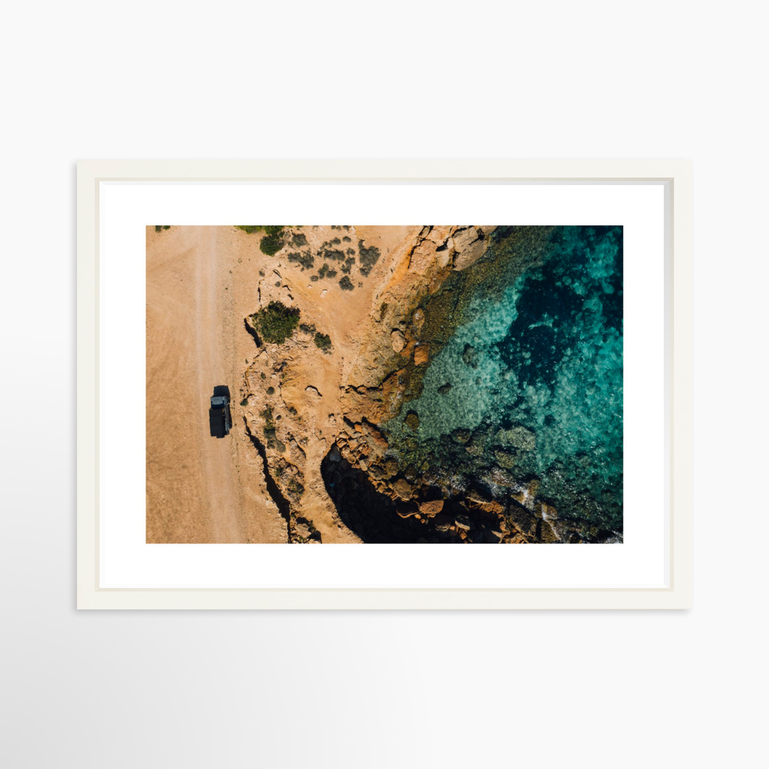 IV - 27x18 / White / Matted