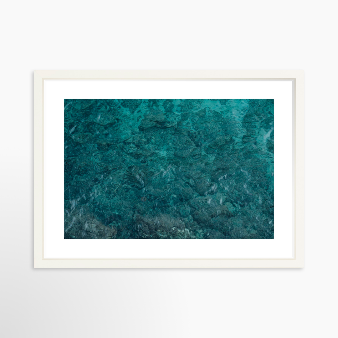 IV - 27x18 / White / Matted